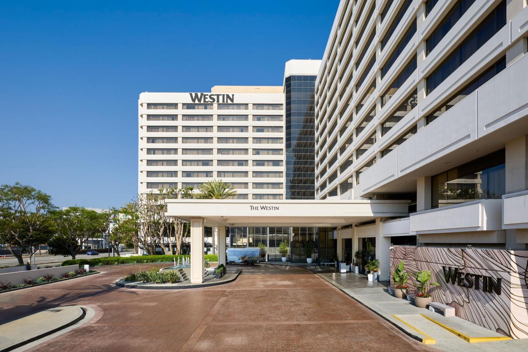 The Westin Los Angeles Airport Hotel Exterior photo